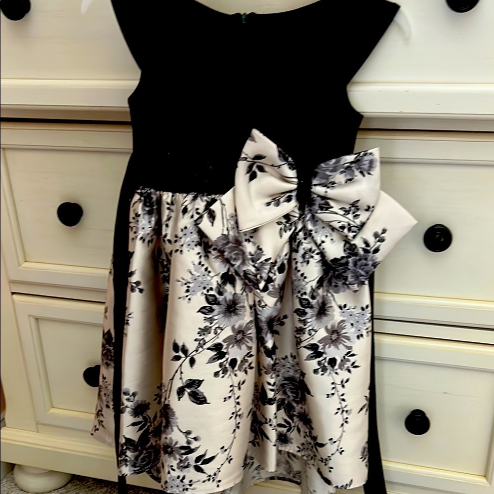 Elegant Black and White Floral Kids Dress